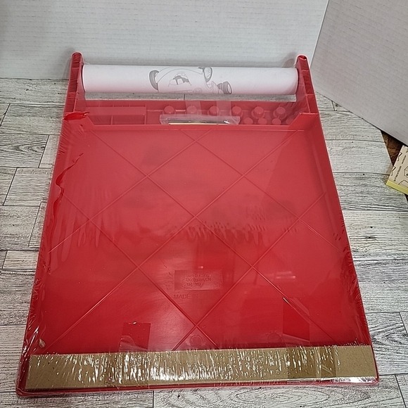 Disney Pixar Cars 2 Doodle Desk Roll Of Paper Crayons Markers Coloring Activity - Picture 5 of 6